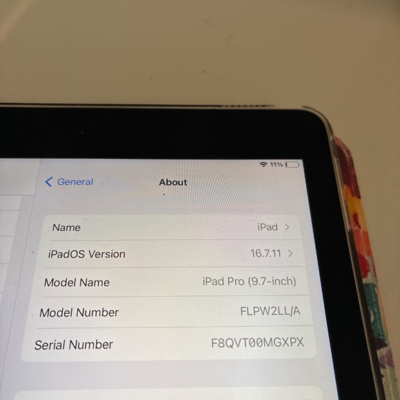 iPad OS version - Picture 3 of 5